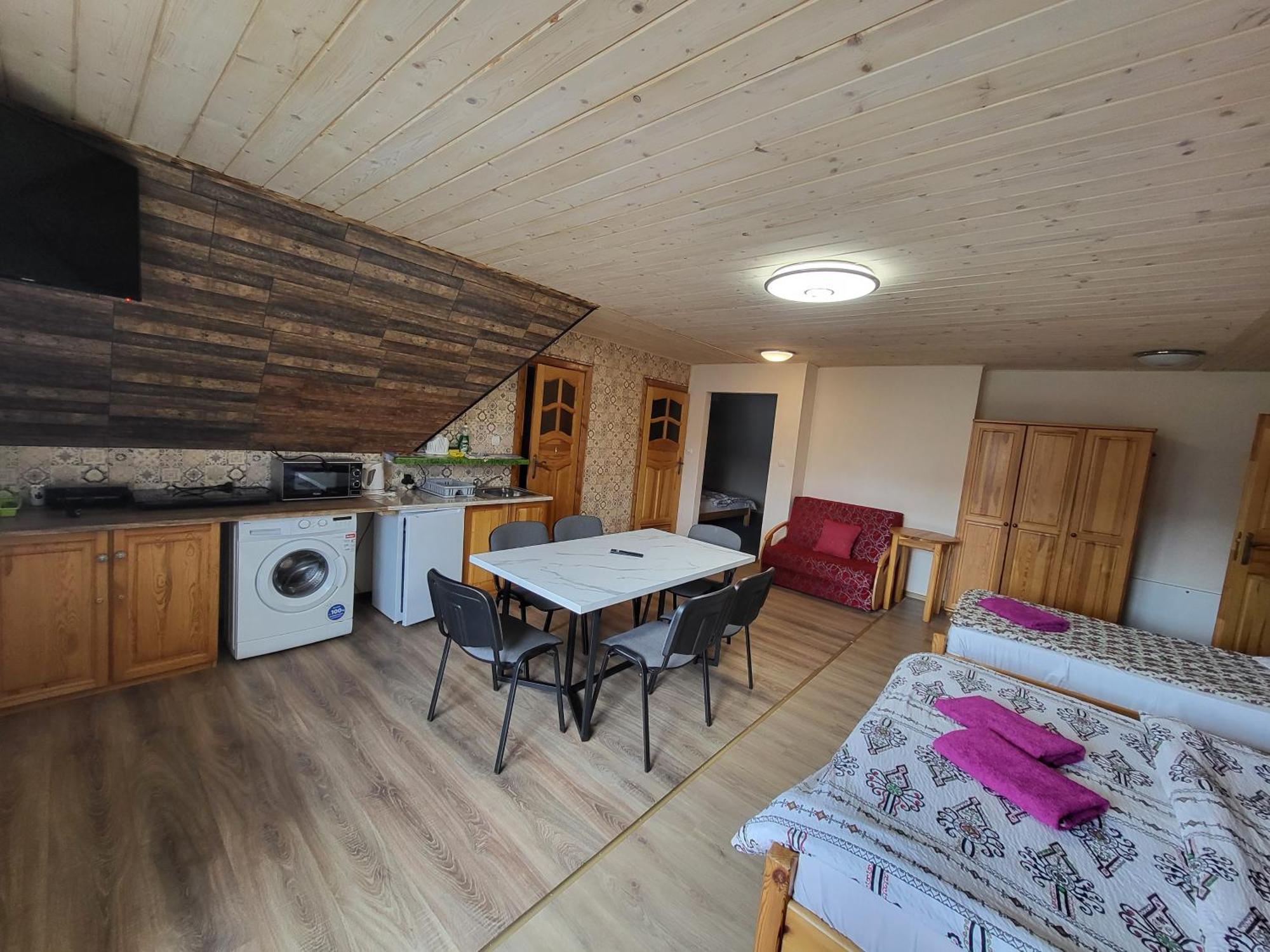 Apartamenty I Pokoje Goscinne Nowita Zakopane Oda fotoğraf